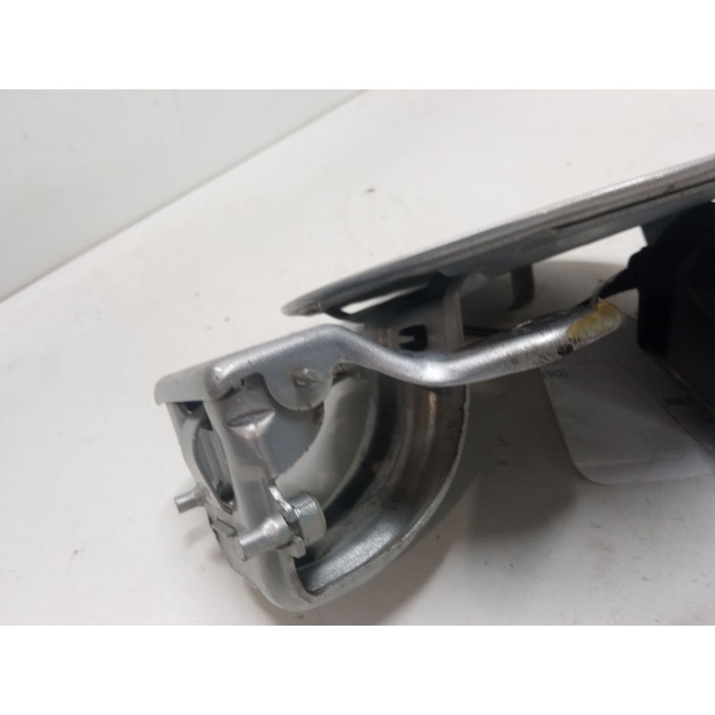 Recambio de tapa exterior combustible para kia carnival / grand carnival iii (vq) 2.9 crdi referencia OEM IAM   