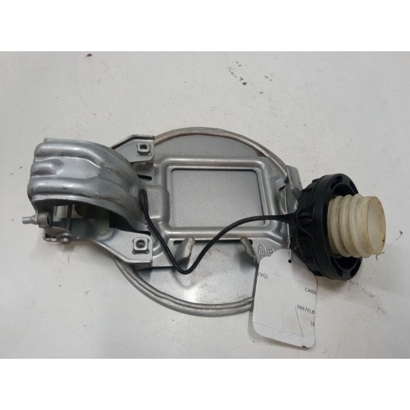 Recambio de tapa exterior combustible para kia carnival / grand carnival iii (vq) 2.9 crdi referencia OEM IAM   