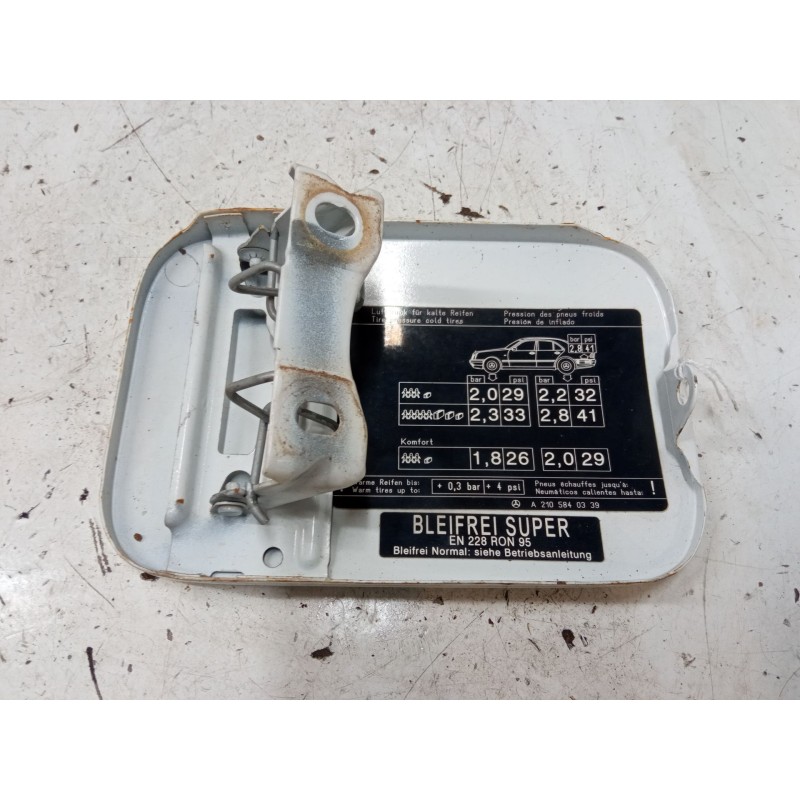Recambio de tapa exterior combustible para mercedes-benz clase e (w210) e 230 (210.037) referencia OEM IAM   