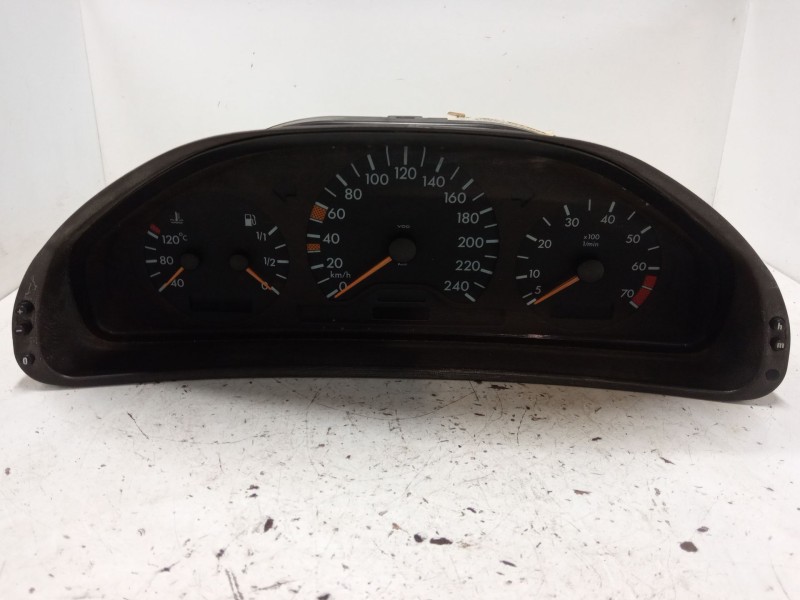Recambio de cuadro instrumentos para mercedes-benz clase e (w210) e 230 (210.037) referencia OEM IAM 2105400348  