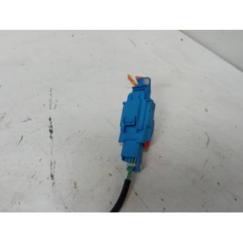 ANCLAJE CINTURON DELANTERO DERECHO 