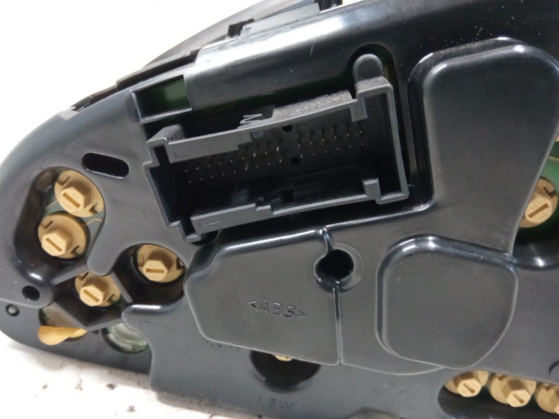 Recambio de cuadro instrumentos para mercedes-benz clase e (w210) e 230 (210.037) referencia OEM IAM 2105400348  