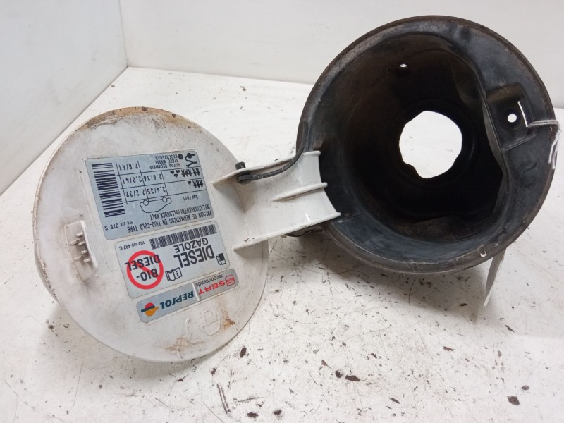 Recambio de tapa exterior combustible para seat altea xl (5p5, 5p8) 2.0 tdi 16v referencia OEM IAM   