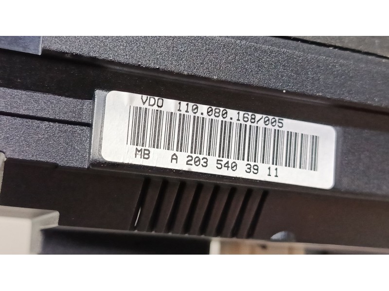 Recambio de cuadro instrumentos para mercedes-benz clase c (w203) c 220 cdi (203.006) referencia OEM IAM A2035403911Q03  