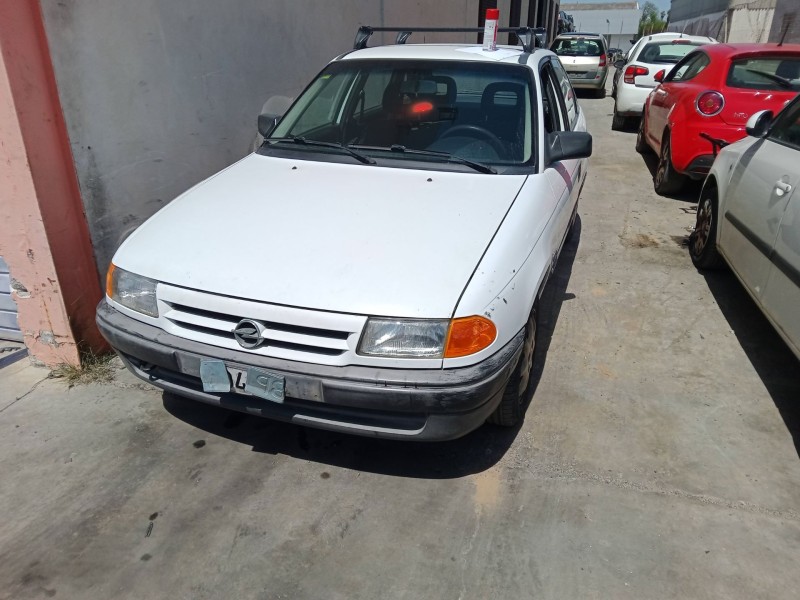 opel astra f hatchback (t92) del año 1992