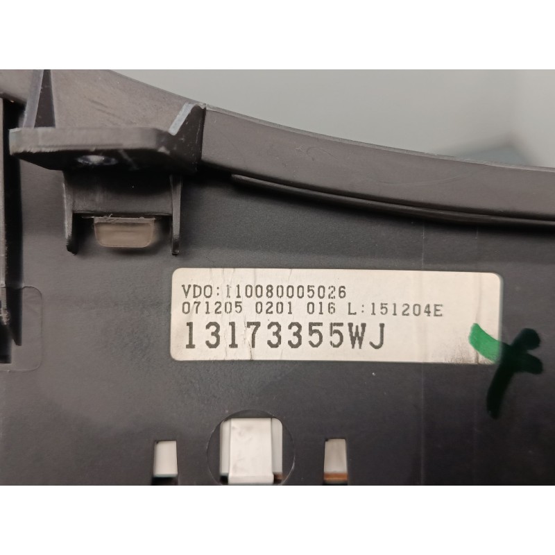 Recambio de cuadro instrumentos para opel corsa c (x01) 1.3 cdti (f08, f68) referencia OEM IAM 13173355WJ  