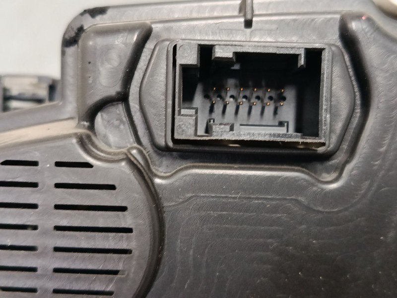 Recambio de cuadro instrumentos para opel corsa d (s07) 1.4 (l08, l68) referencia OEM IAM P0013264267  