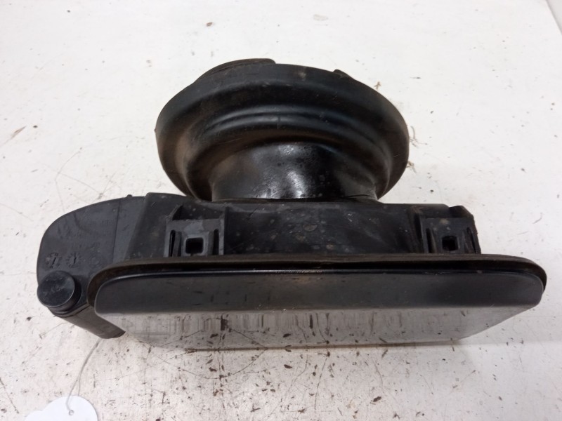 Recambio de tapa exterior combustible para bmw 3 (e90) 320 d referencia OEM IAM   