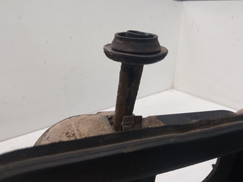 Recambio de tapa exterior combustible para renault megane ii (bm0/1_, cm0/1_) 1.6 16v referencia OEM IAM   