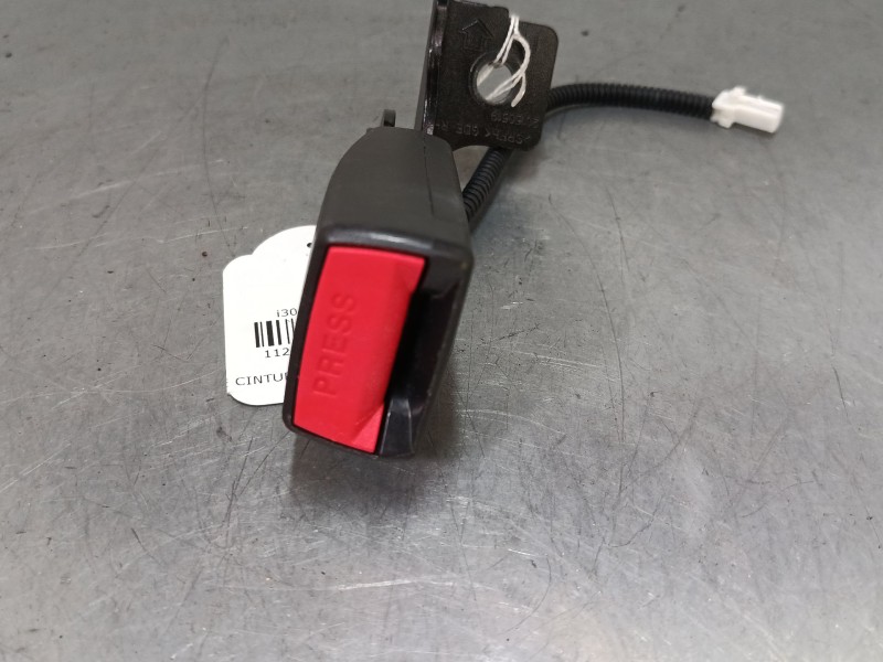 Recambio de anclaje cinturon trasero derecho para hyundai i30 (gd) 1.4 crdi referencia OEM IAM   