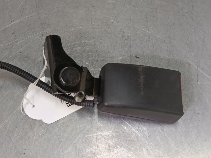 Recambio de anclaje cinturon trasero derecho para hyundai i30 (gd) 1.4 crdi referencia OEM IAM   