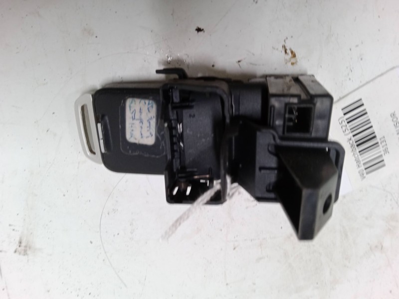 Recambio de clausor para volvo v40 hatchback (525) d2 referencia OEM IAM AH4N15607AE  28227917