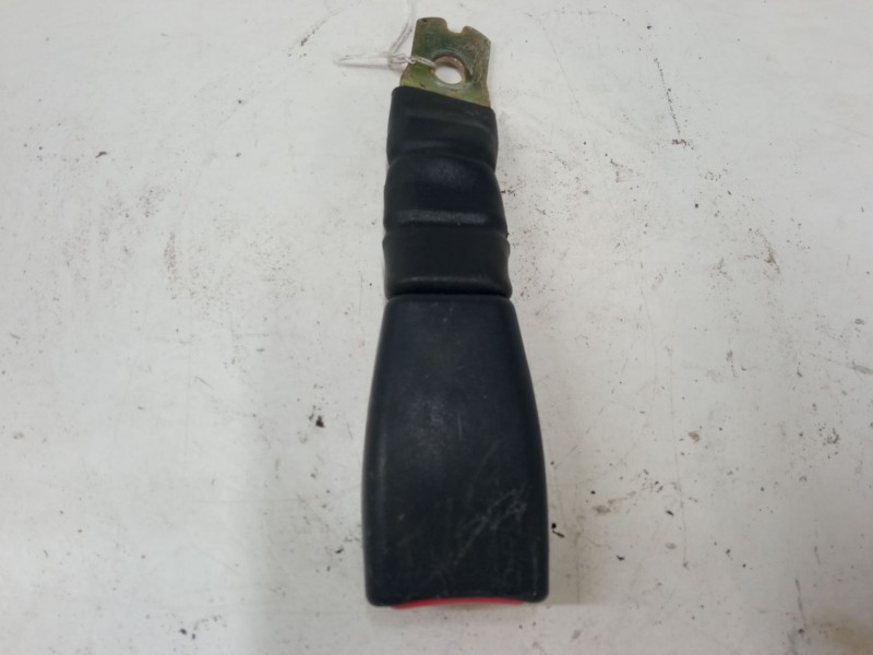 Recambio de anclaje cinturon delantero derecho para kia picanto i (sa) 1.1 referencia OEM IAM   