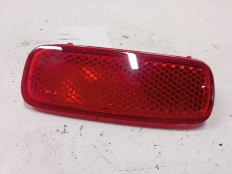 Recambio de catadioptrico trasero izquierdo para peugeot 107 (pm_, pn_) 1.0 referencia OEM IAM 9659830680  