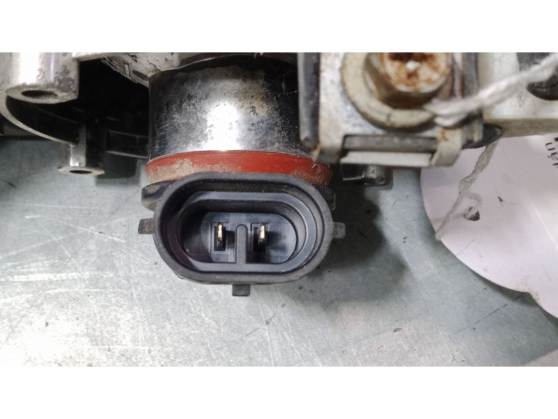 Recambio de faro antiniebla derecho para ford mondeo iii sedán (b4y) 2.0 16v tddi / tdci referencia OEM IAM   