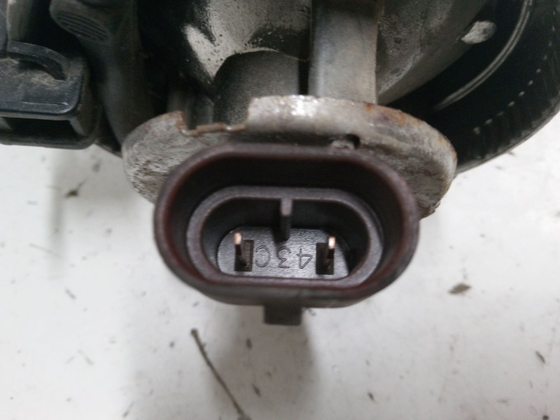 Recambio de faro antiniebla derecho para volkswagen polo iv (9n_, 9a_) 1.4 tdi referencia OEM IAM   