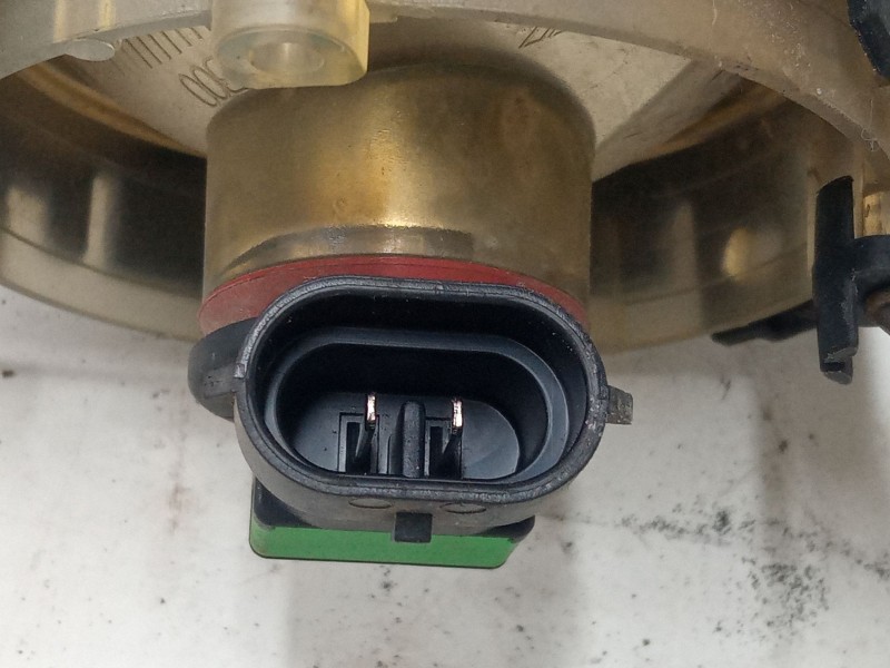 Recambio de faro antiniebla derecho para volvo s40 ii (544) 1.8 referencia OEM IAM   