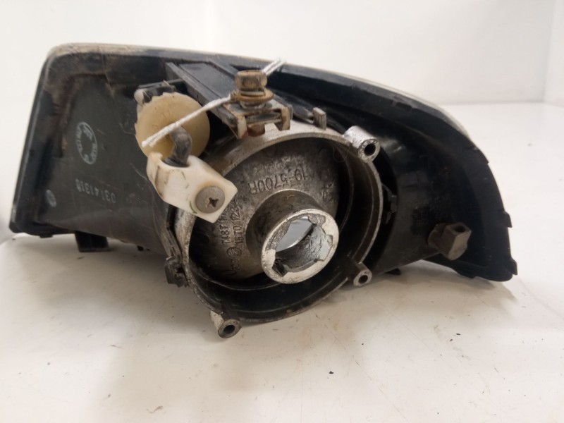 Recambio de faro antiniebla izquierdo para ford mondeo iii sedán (b4y) 2.0 16v tddi / tdci referencia OEM IAM   