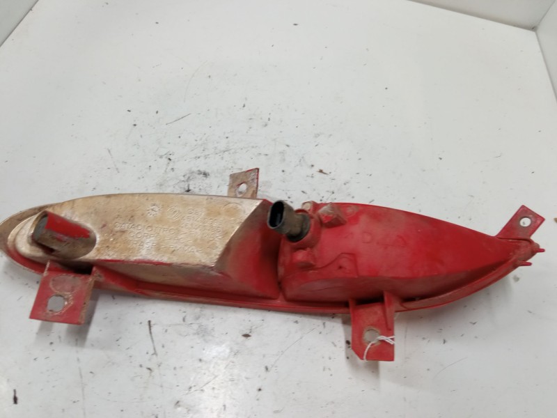 Recambio de faro antiniebla trasero derecho para alfa romeo gt (937_) 1.9 jtd (937cxn1b) referencia OEM IAM   