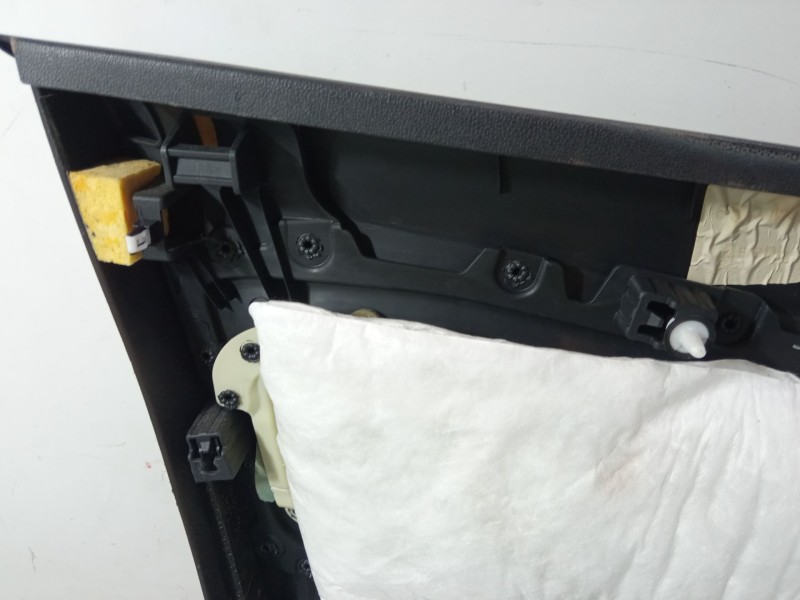 Recambio de guarnecido puerta delantera derecha para ford ecosport 1.0 ecoboost referencia OEM IAM   