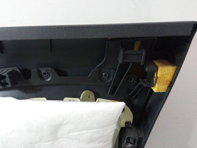 Recambio de guarnecido puerta delantera izquierda para ford ecosport 1.0 ecoboost referencia OEM IAM   