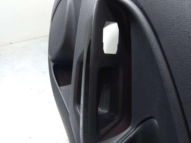 Recambio de guarnecido puerta trasera derecha para ford ecosport 1.0 ecoboost referencia OEM IAM   