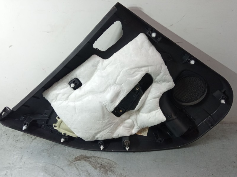 Recambio de guarnecido puerta trasera derecha para ford ecosport 1.0 ecoboost referencia OEM IAM   