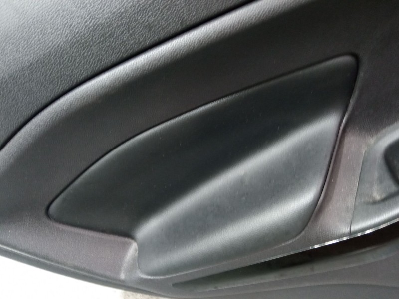 Recambio de guarnecido puerta trasero izquierdo para ford ecosport 1.0 ecoboost referencia OEM IAM   