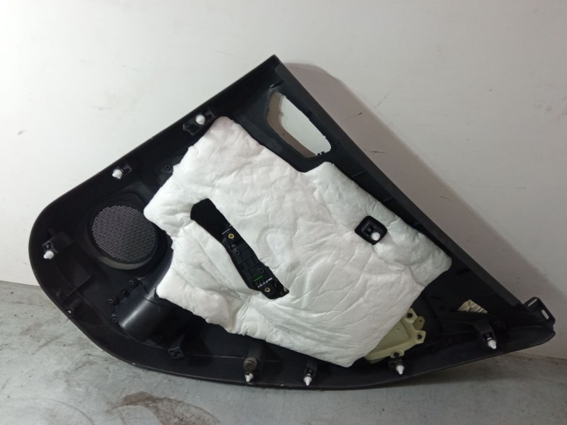 Recambio de guarnecido puerta trasero izquierdo para ford ecosport 1.0 ecoboost referencia OEM IAM   