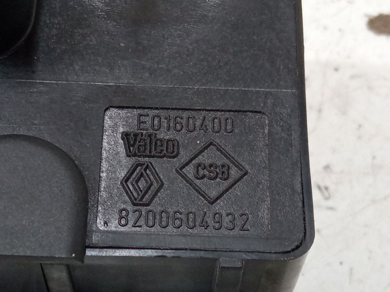 Recambio de inmovilizador para renault scénic ii (jm0/1_) 1.6 16v (jm1r) referencia OEM IAM 8200604932  