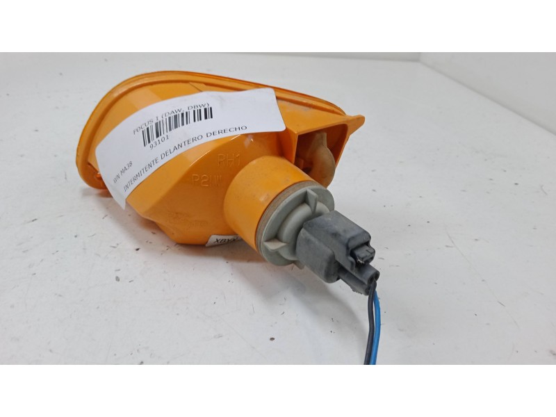 Recambio de intermitente delantero derecho para ford focus i (daw, dbw) 1.8 16v referencia OEM IAM   