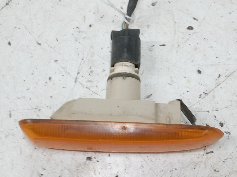 Recambio de intermitente delantero izquierdo para bmw 3 compact (e46) 320 td referencia OEM IAM   