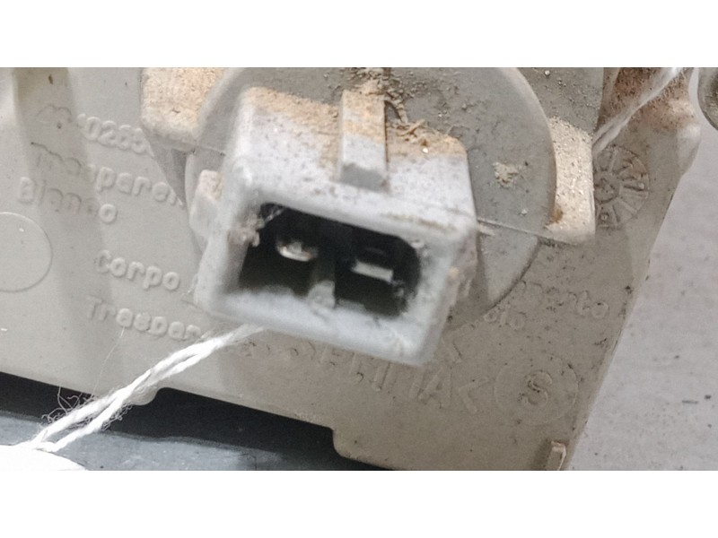 Recambio de intermitente delantero izquierdo para fiat punto (176_) 60 1.2 (176ap, 176ar, 176aq, 176bb) referencia OEM IAM 46402