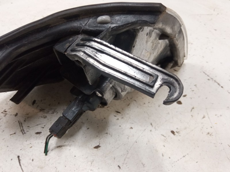 Recambio de intermitente delantero izquierdo para nissan almera i hatchback (n15) 1.4 referencia OEM IAM   