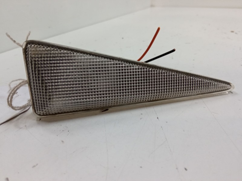 Recambio de intermitente lateral derecho para renault grand scénic ii (jm0/1_) 1.9 dci (jm0g, jm12, jm1g, jm2c) referencia OEM I