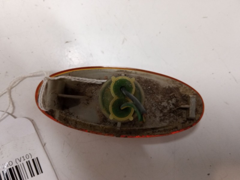 Recambio de intermitente lateral derecho para nissan almera tino (v10) 1.8 referencia OEM IAM   