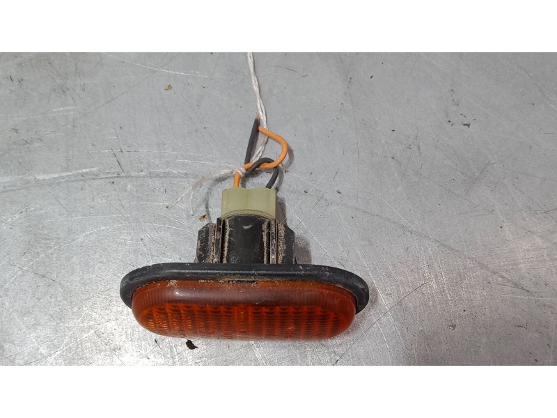 Recambio de intermitente lateral izquierdo para renault kangoo express (fc0/1_) 1.5 dci (fc07, fc1r) referencia OEM IAM   