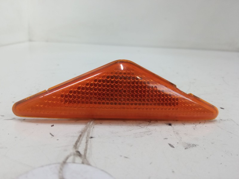 Recambio de intermitente lateral izquierdo para ford focus i (daw, dbw) 1.8 16v referencia OEM IAM   
