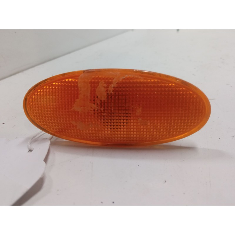 Recambio de intermitente lateral izquierdo para fiat punto (176_) 60 1.2 (176ap, 176ar, 176aq, 176bb) referencia OEM IAM   