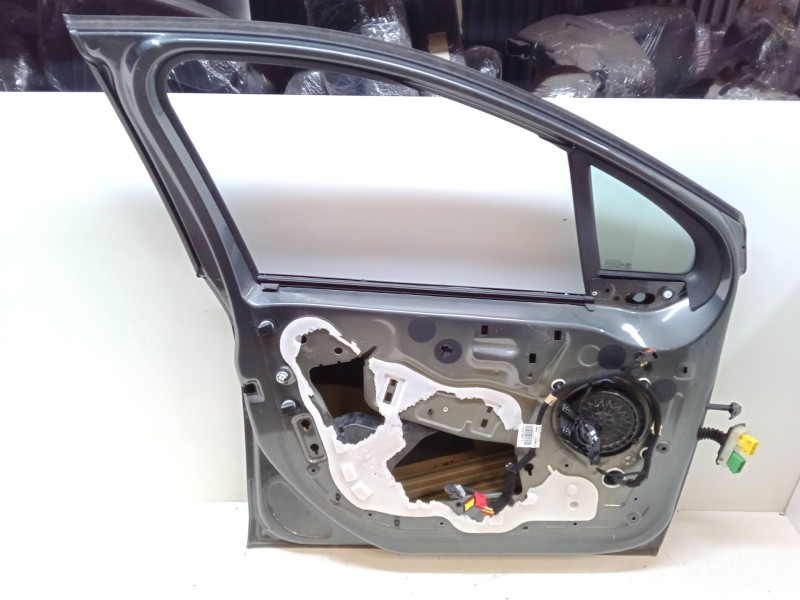 Recambio de puerta delantera izquierda para peugeot 208 i (ca_, cc_) 1.2 vti 82 referencia OEM IAM   
