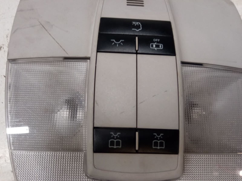 Recambio de luz interior delantera para mercedes-benz clase a (w169) a 180 cdi (169.007, 169.307) referencia OEM IAM A1698208401