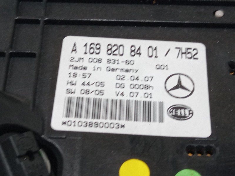 Recambio de luz interior delantera para mercedes-benz clase a (w169) a 180 cdi (169.007, 169.307) referencia OEM IAM A1698208401