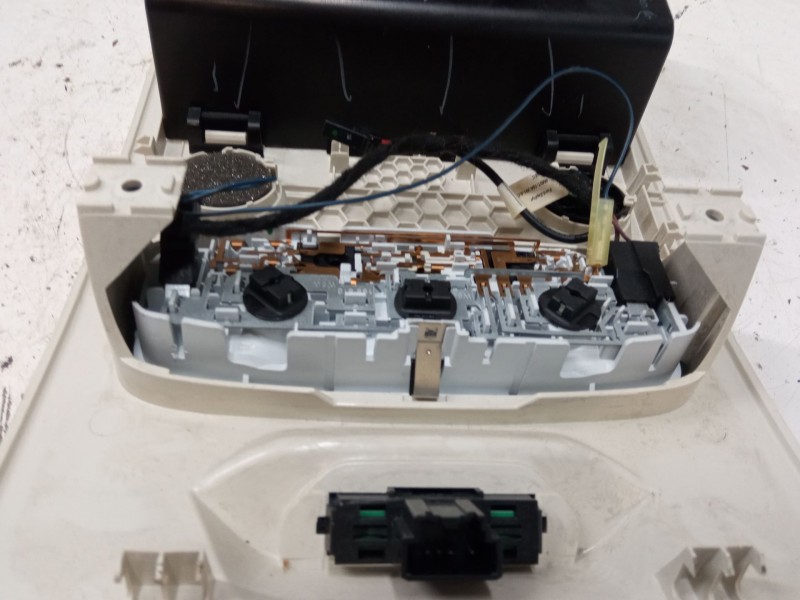 Recambio de luz interior delantera para ford ecosport 1.0 ecoboost referencia OEM IAM   