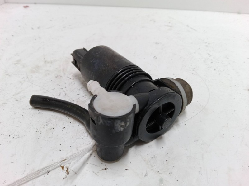 Recambio de bomba limpiaparabrisas para volvo v40 hatchback (525) d2 referencia OEM IAM   