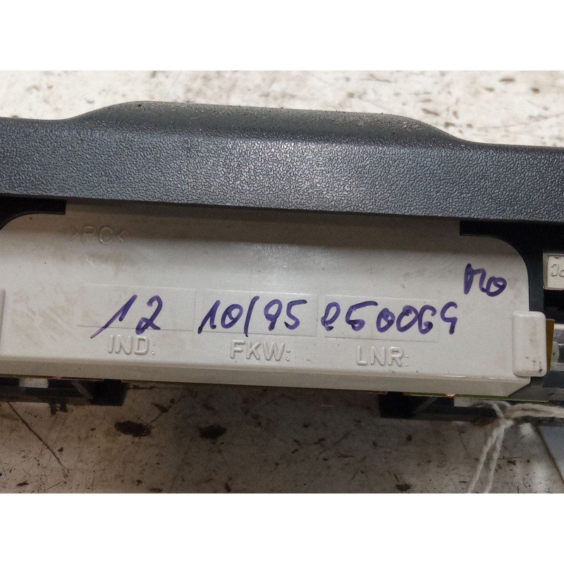 Recambio de luz interior delantera para opel astra f hatchback (t92) 1.8 i 16v (f08, m08, f68, m68) referencia OEM IAM   