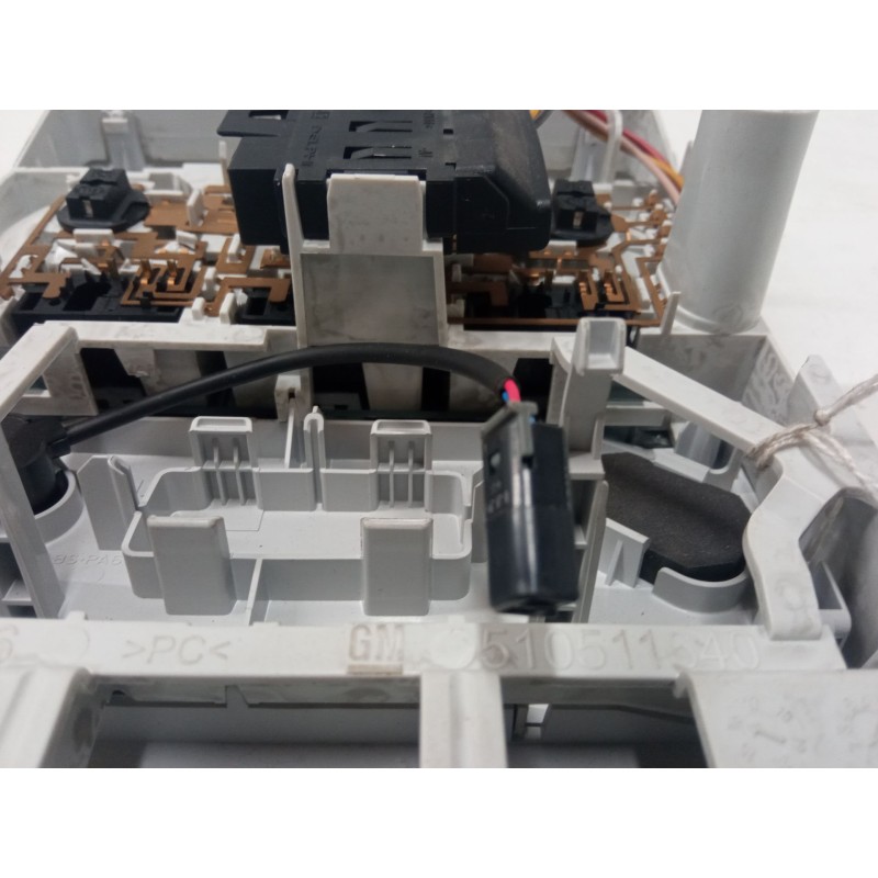 Recambio de luz interior delantera para opel corsa e (x15) 1.4 (08, 68) referencia OEM IAM   