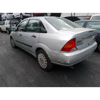FORD FOCUS I SEDÁN (DFW)