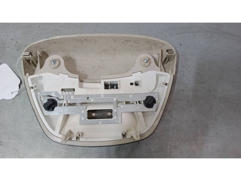 Recambio de luz interior delantera para lancia ypsilon (843_) 1.2 (843.axa1a) referencia OEM IAM   