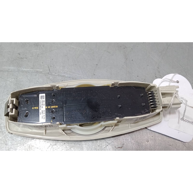 Recambio de luz interior delantera para ford focus iii 1.6 tdci referencia OEM IAM 1905051000  am5113k767ab