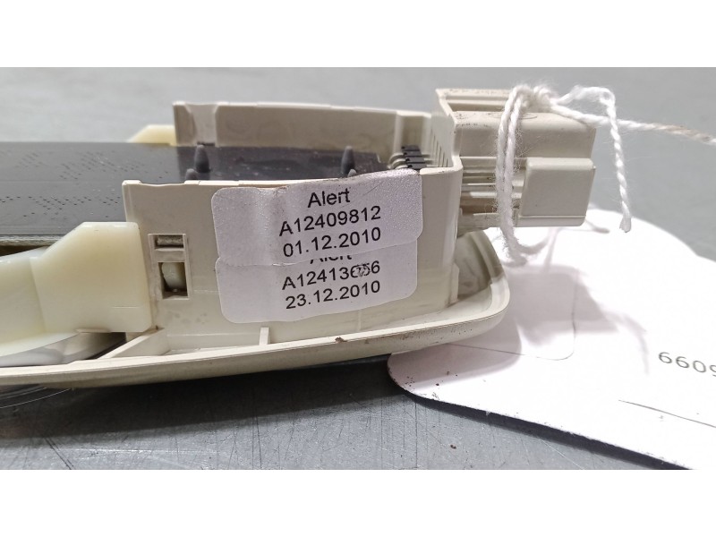 Recambio de luz interior delantera para ford focus iii 1.6 tdci referencia OEM IAM 1905051000  am5113k767ab